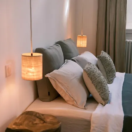 La Grande Maurague Bed & Breakfast