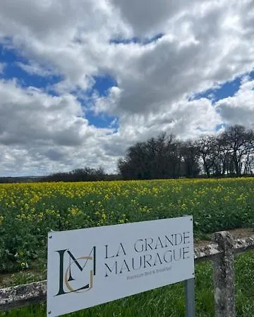 La Grande Maurague 4* Condom