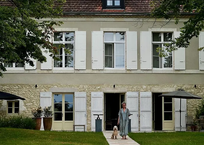 La Grande Maurague Couette-café