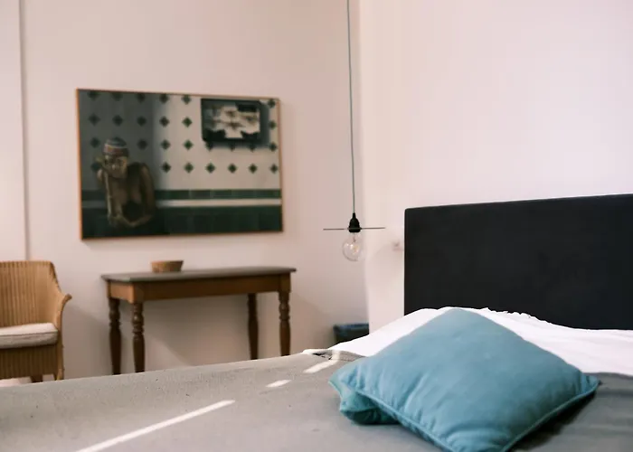 La Grande Maurague Couette-café Condom