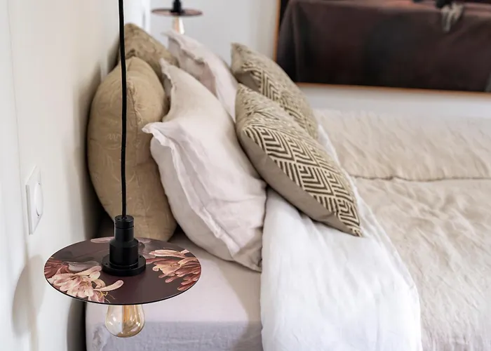 La Grande Maurague Couette-café Condom