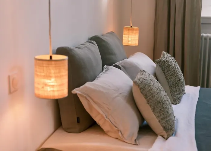 La Grande Maurague, Boutique With Pool Near Gascony, Peaceful Countryside In The Gers Couette-café